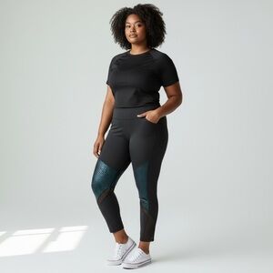 Fabletics - High-Waist Legging with Teal Mesh Inserts - Medium